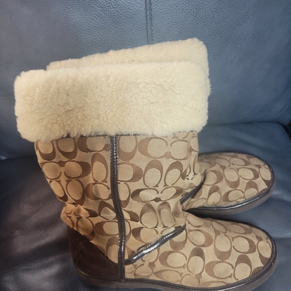 Authentic Coach Tan and Cream Winter Boots